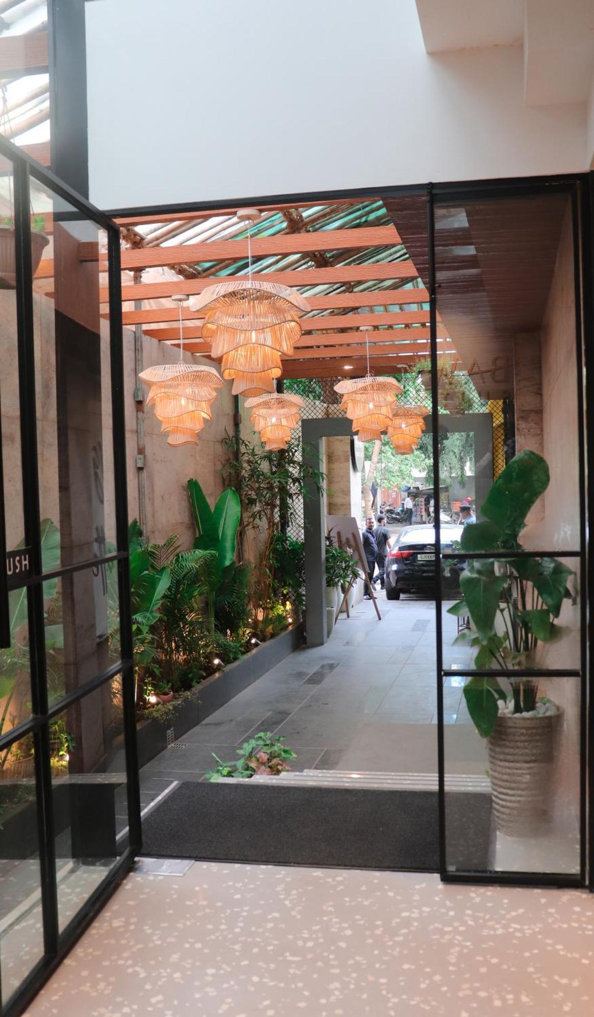 Hotel Bawa Suites Mumbai Exterior photo